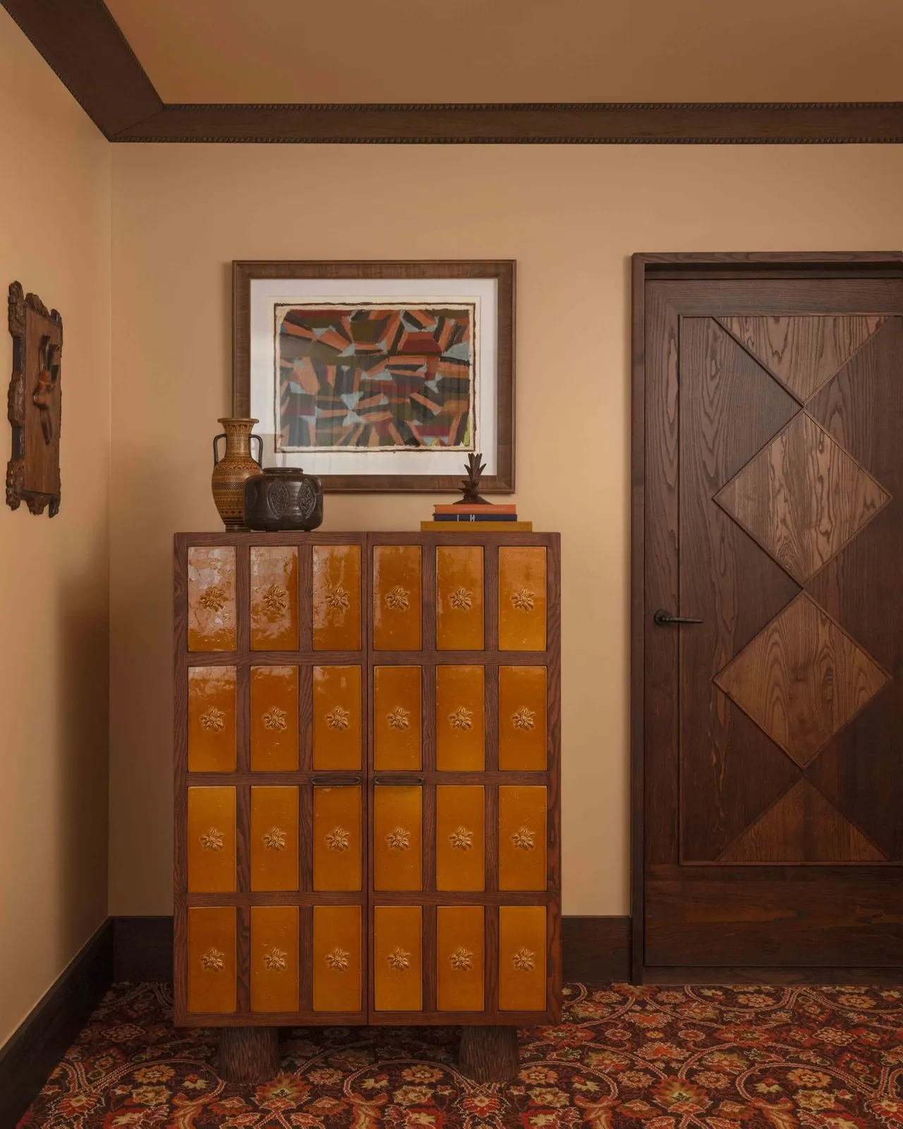 Prestige Room, details